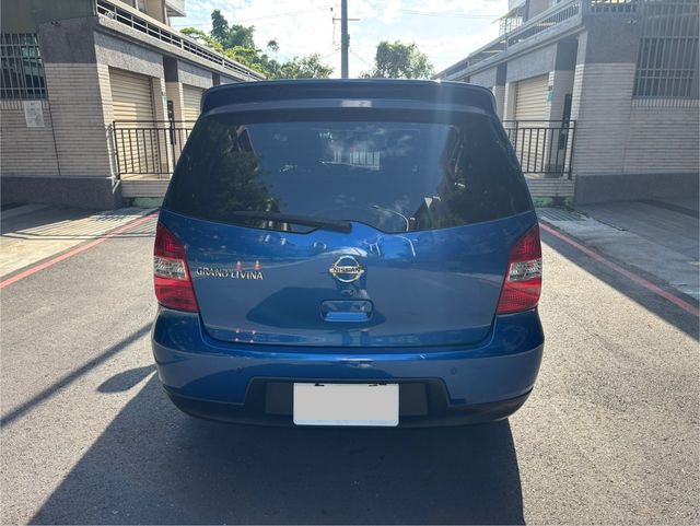 NISSAN日產 LIVINA  第4張相片