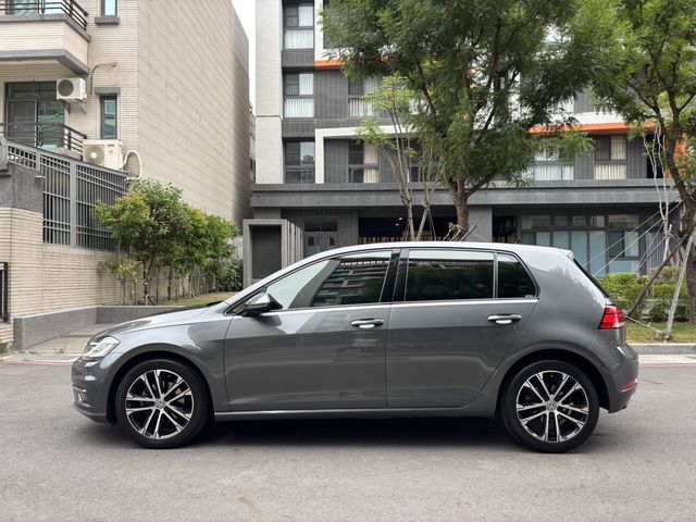 VOLKSWAGEN福斯 GOLF  第10張相片
