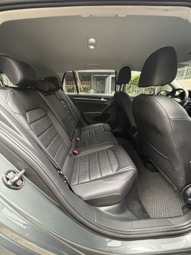 VOLKSWAGEN福斯 GOLF  第13張相片