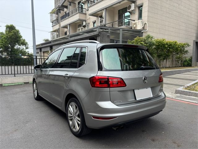 VOLKSWAGEN福斯 GOLF SPORTSVAN  第3張相片