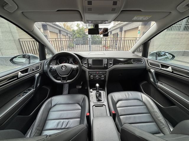 VOLKSWAGEN福斯 GOLF SPORTSVAN  第16張相片