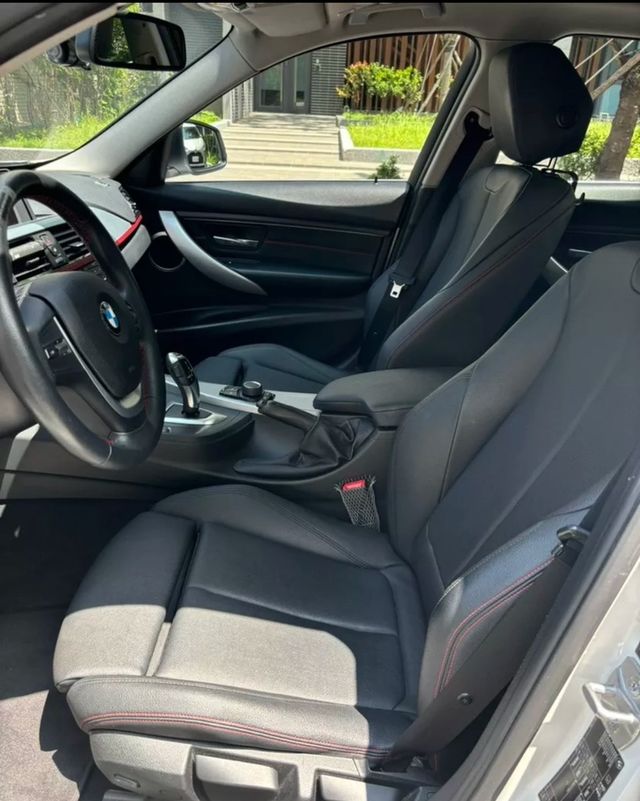 BMW寶馬 316I  第11張相片