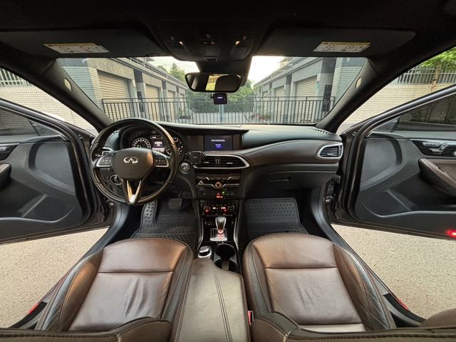 INFINITI無限 Q30  第12張相片