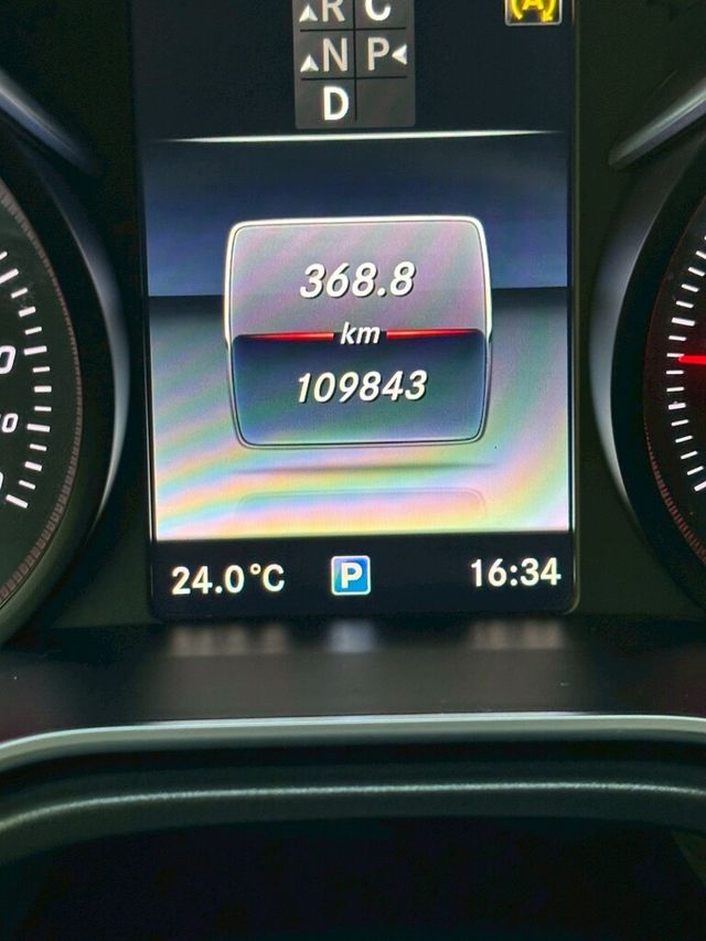 M-BENZ賓士 V220 D  第5張相片