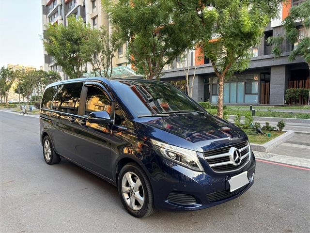 M-BENZ賓士 V220 D  第6張相片