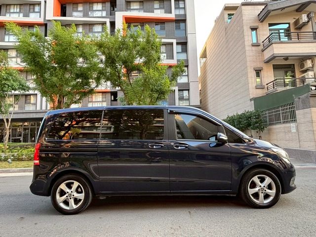 M-BENZ賓士 V220 D  第7張相片