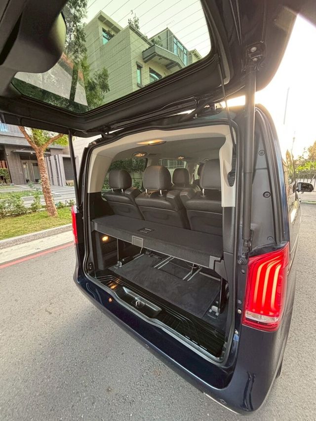 M-BENZ賓士 V220 D  第11張相片