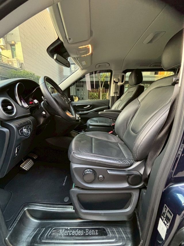 M-BENZ賓士 V220 D  第13張相片