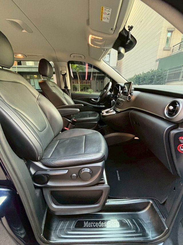 M-BENZ賓士 V220 D  第18張相片