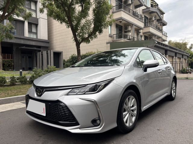 TOYOTA豐田 ALTIS  第1張相片