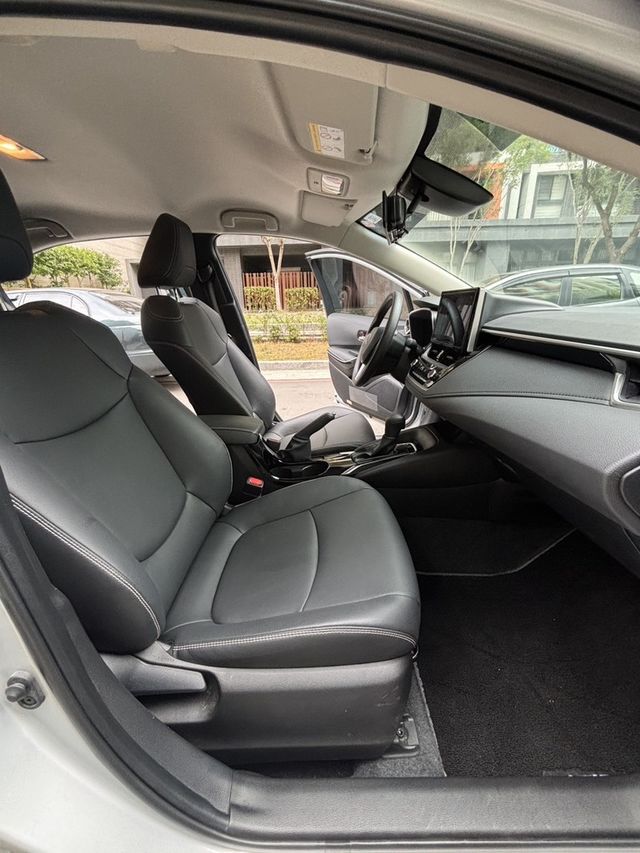 TOYOTA豐田 ALTIS  第10張相片