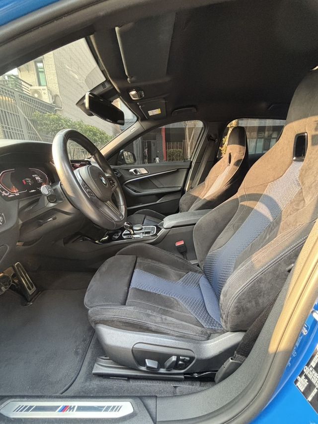 BMW寶馬 118I  第9張相片