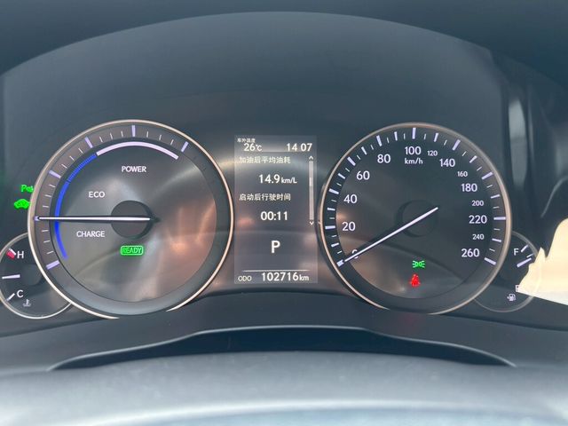 LEXUS凌志 ES300H  第15張相片