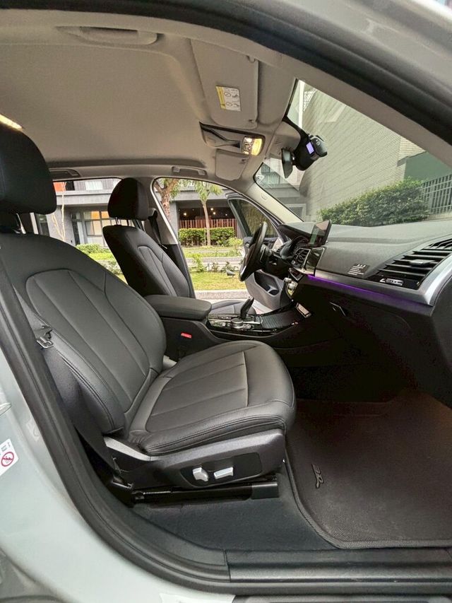 BMW寶馬 X3  第8張相片