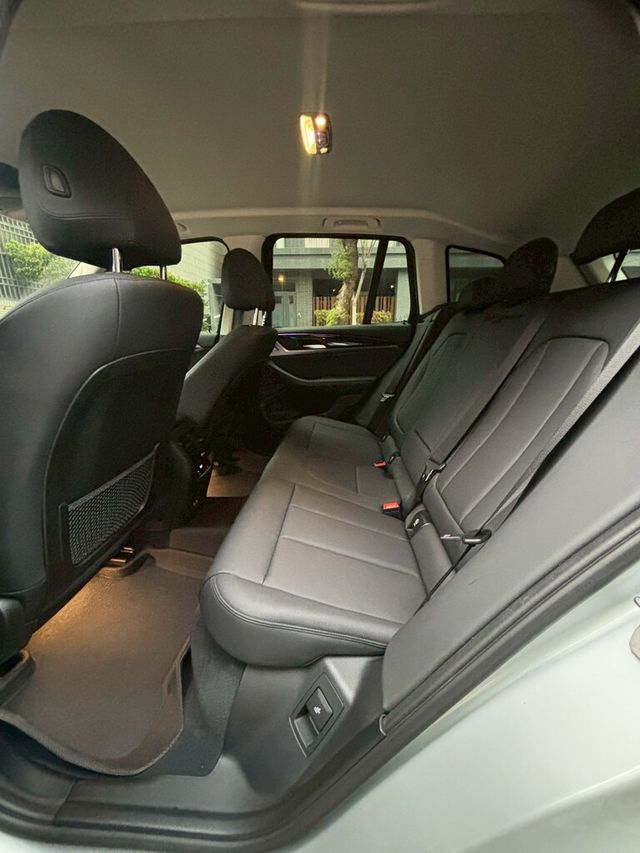 BMW寶馬 X3  第9張相片