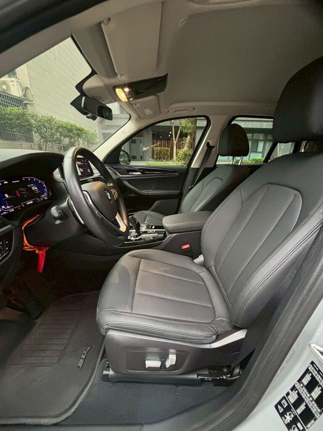 BMW寶馬 X3  第10張相片