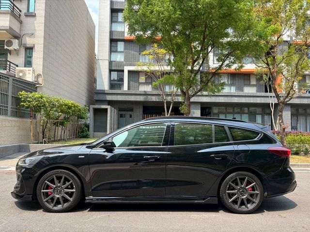 FORD福特 FOCUS ST WAGON  第2張相片