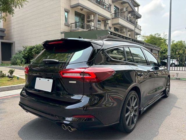 FORD福特 FOCUS ST WAGON  第5張相片