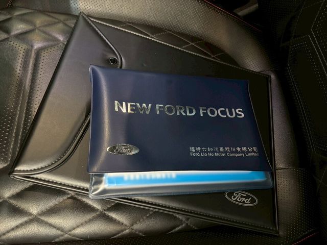 FORD福特 FOCUS ST WAGON  第18張相片