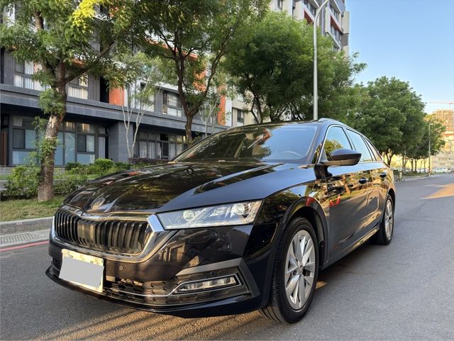 SKODA司科達 OCTAVIA COMBI  第1張相片