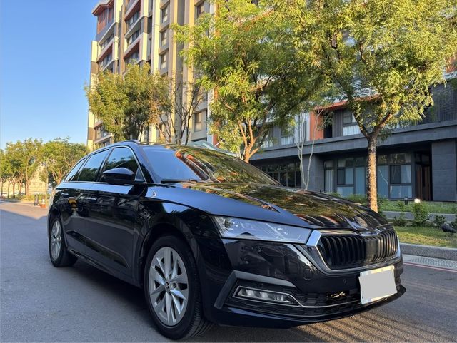 SKODA司科達 OCTAVIA COMBI  第2張相片