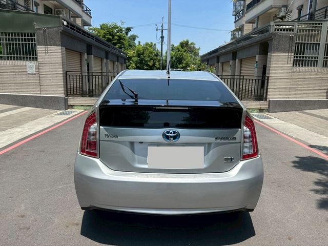 TOYOTA豐田 PRIUS  第4張相片