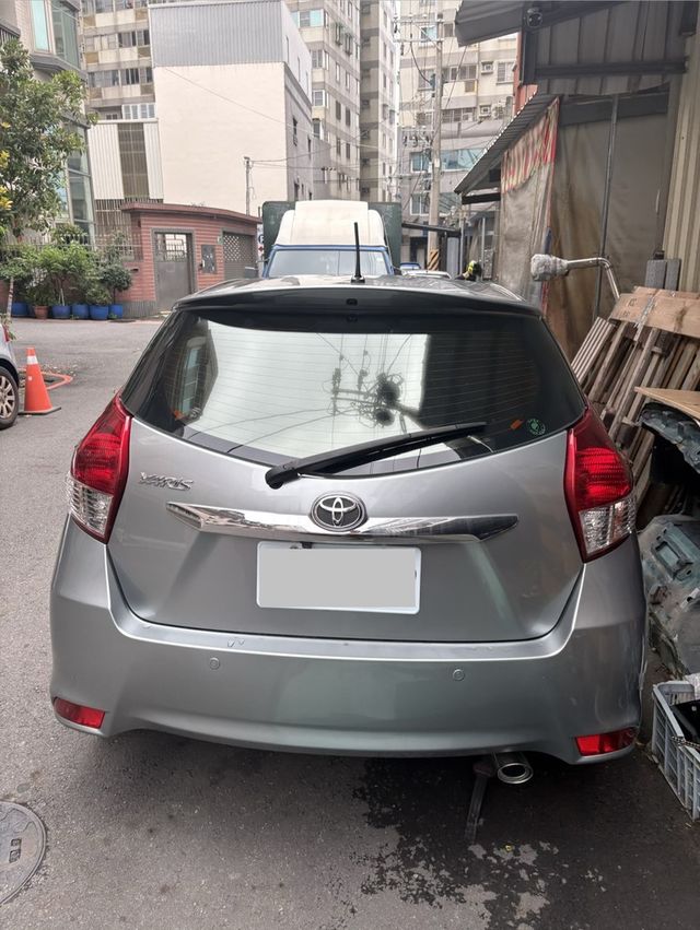 TOYOTA豐田 YARIS  第2張相片