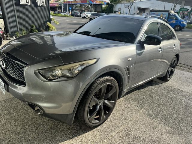 INFINITI無限 QX70  第1張相片