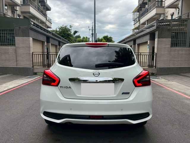 NISSAN日產 TIIDA  第6張相片
