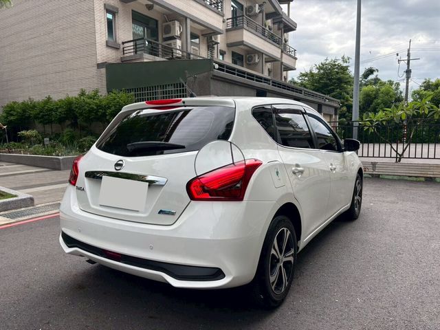 NISSAN日產 TIIDA  第7張相片