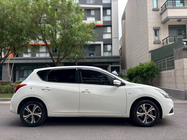 NISSAN日產 TIIDA  第8張相片
