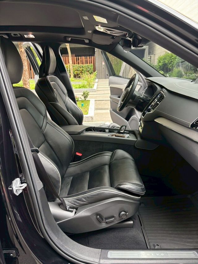 VOLVO富豪 XC90  第10張相片