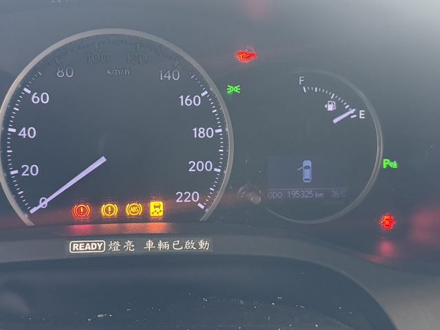 LEXUS凌志 CT200H  第6張相片