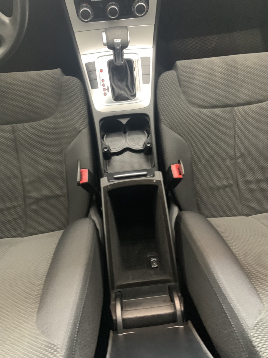 Volkswagen Passat  第6張相片