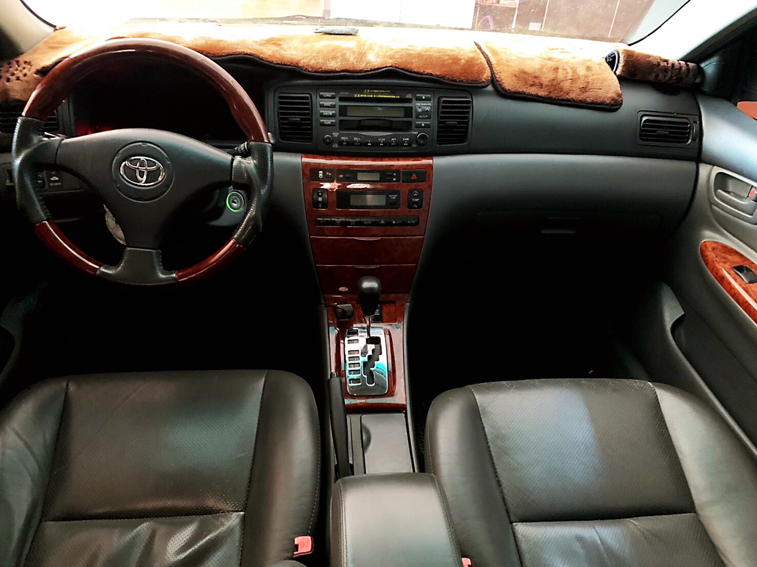 Toyota Corolla Altis E (9代)  第4張相片