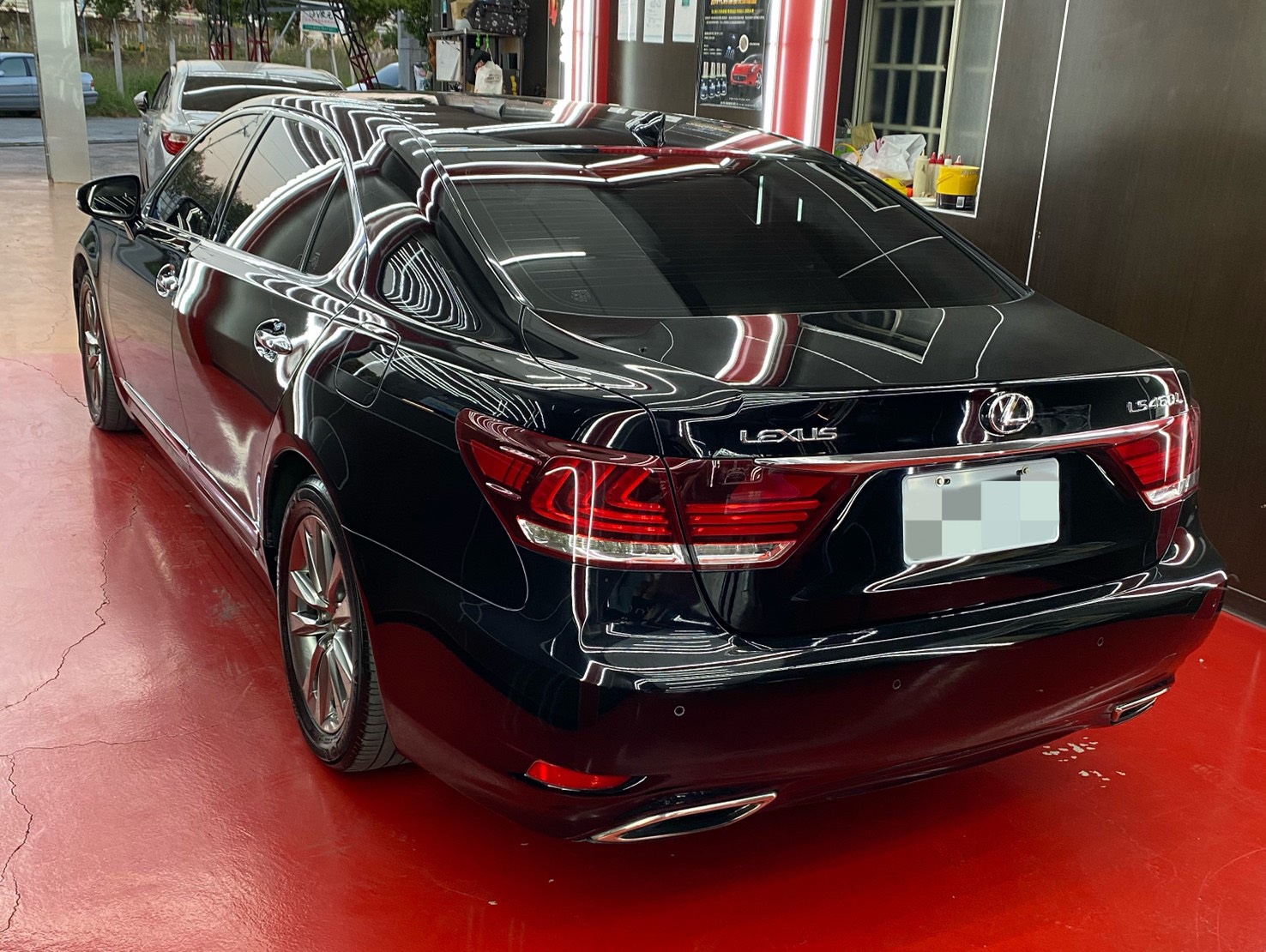 LEXUS LS460 F Sport (4.5代)  第2張相片