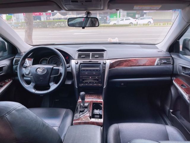 TOYOTA CAMRY   第4張相片