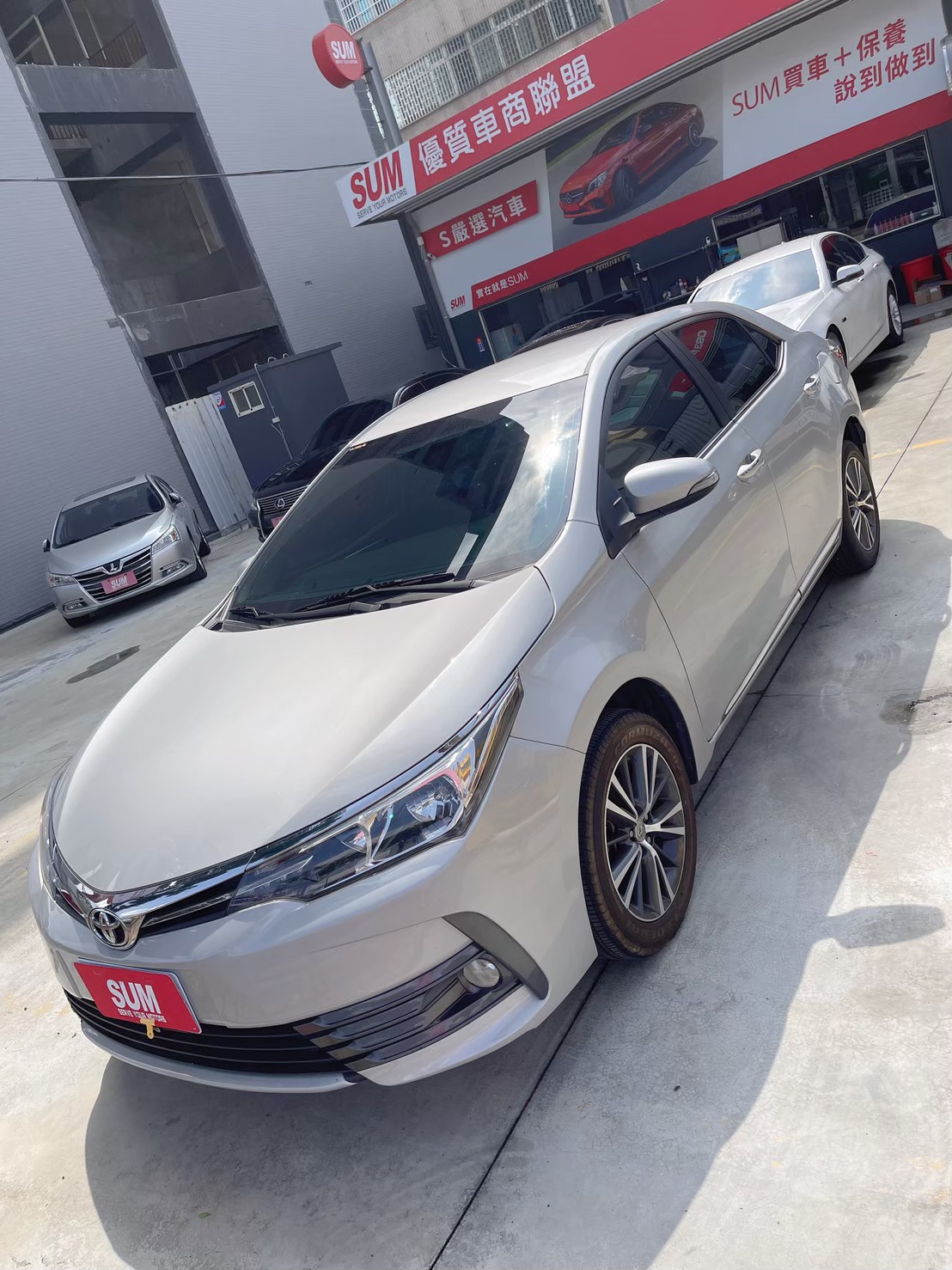 2016 TOYOTA  ALTIS  銀 省油神車  第2張相片