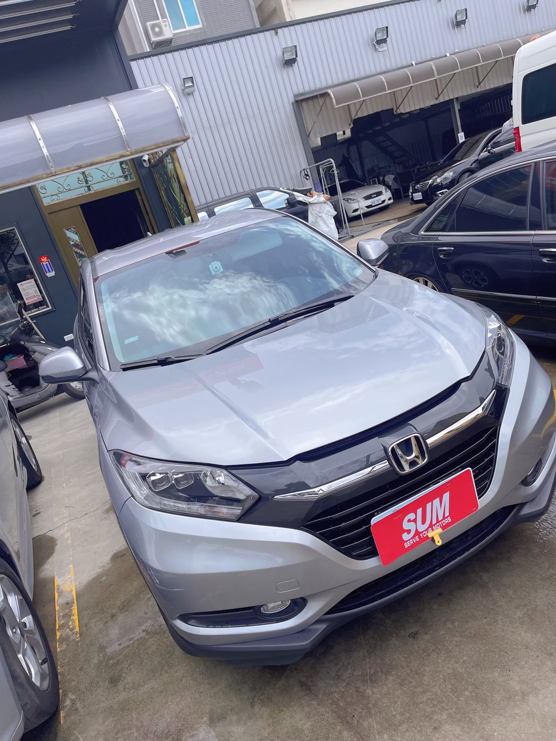 2017 Honda 本田 HR-V 銀  第3張相片