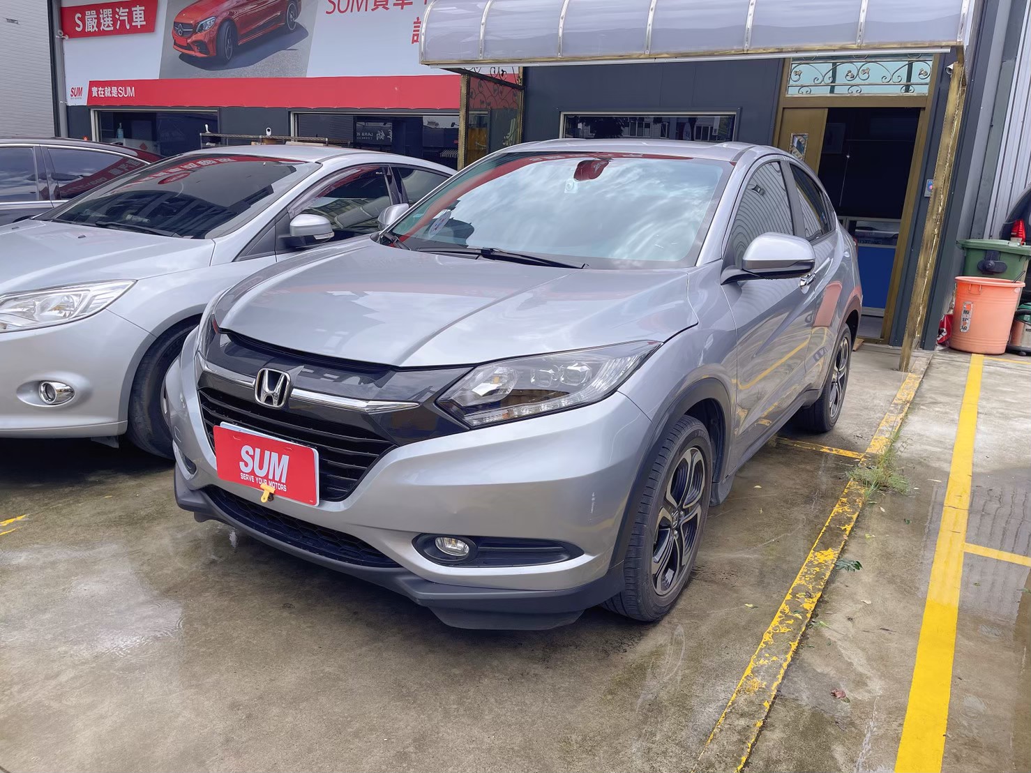 2017 Honda 本田 HR-V 銀  第7張相片