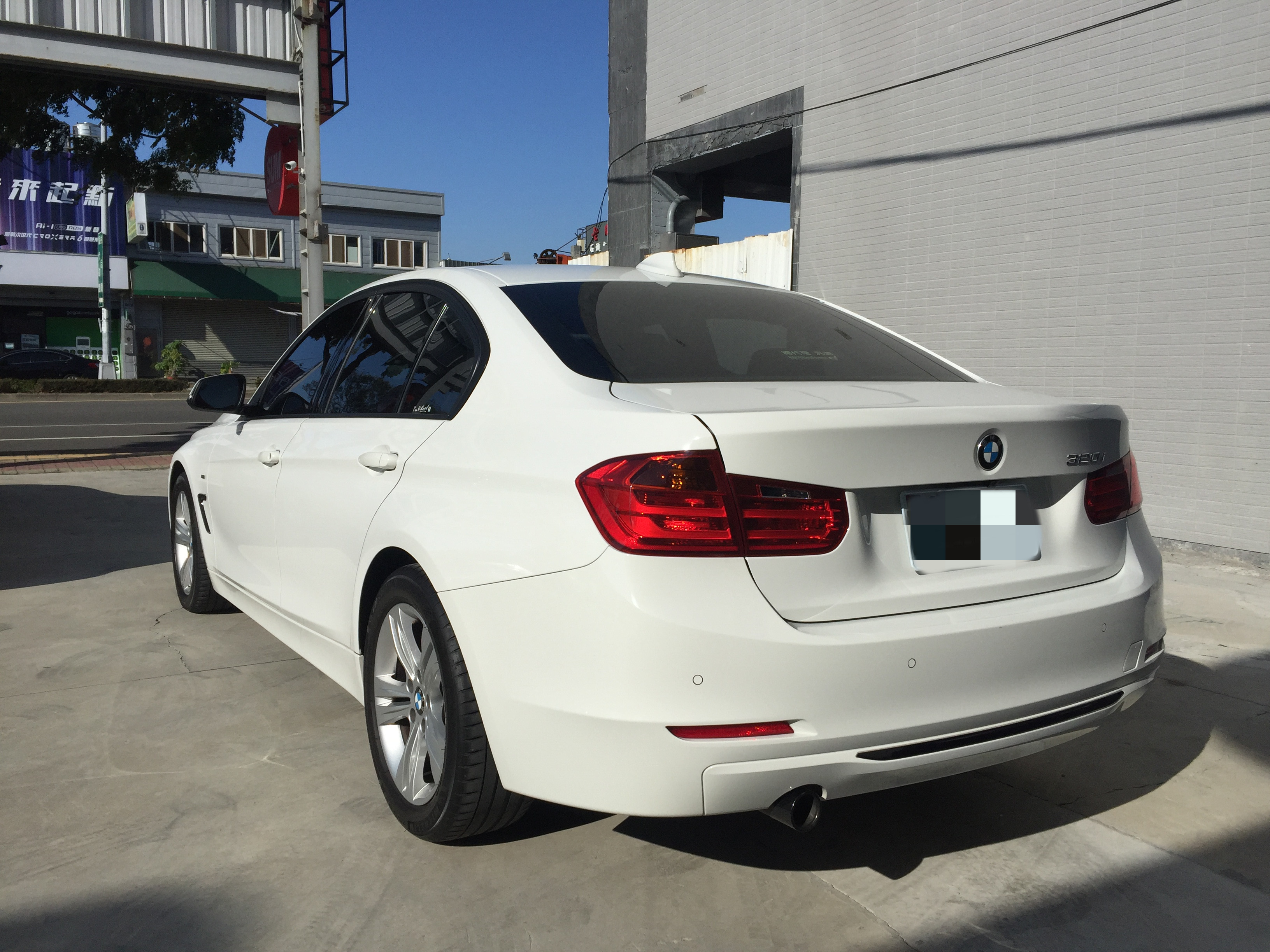 2013年 汎德總代理 BMW 3 series 320i SPORT版  第17張相片