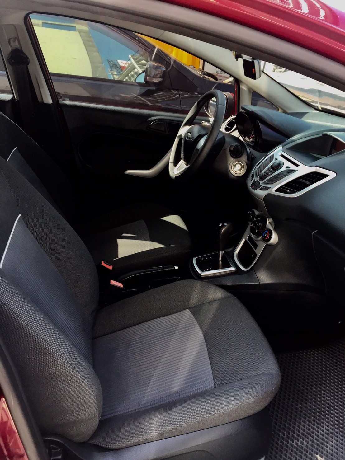 福特 FORD 菲仕塔 Fiesta 德製 省油小車  第7張相片
