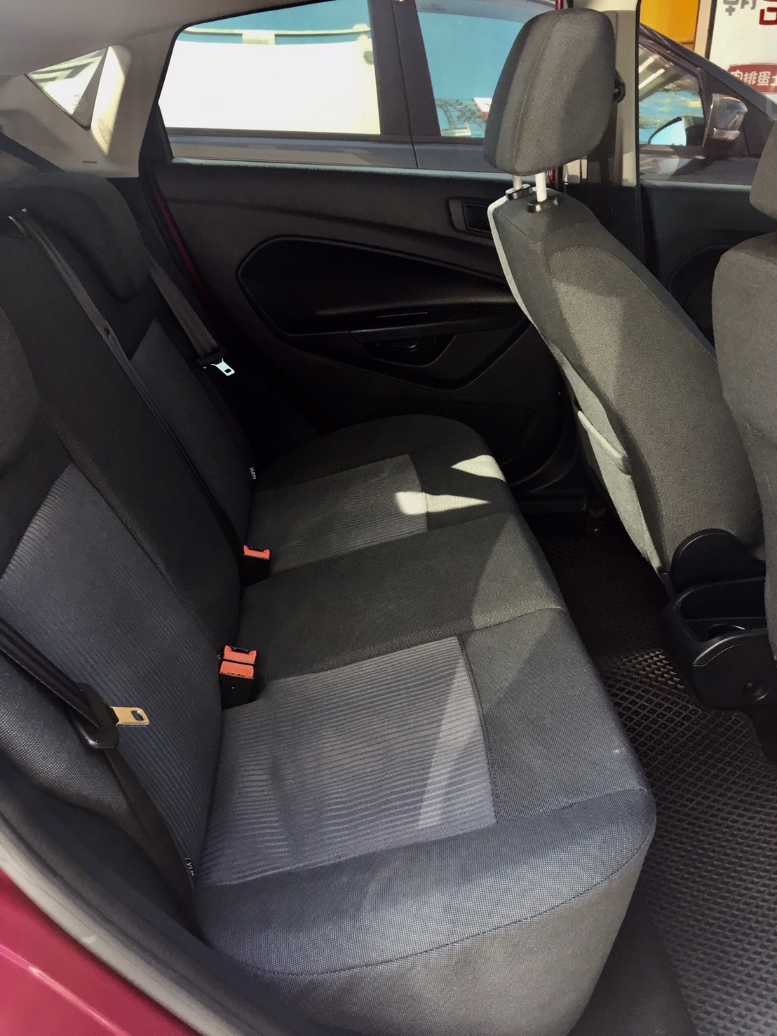福特 FORD 菲仕塔 Fiesta 德製 省油小車  第10張相片
