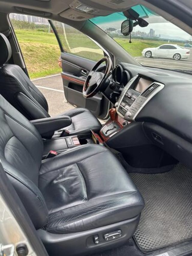 LEXUS凌志 RX330  第9張相片