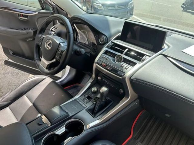 LEXUS凌志 NX300  第10張相片