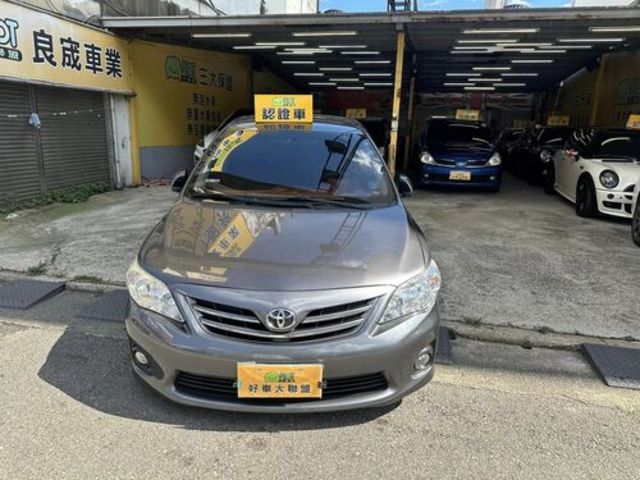 TOYOTA豐田 ALTIS  第2張相片