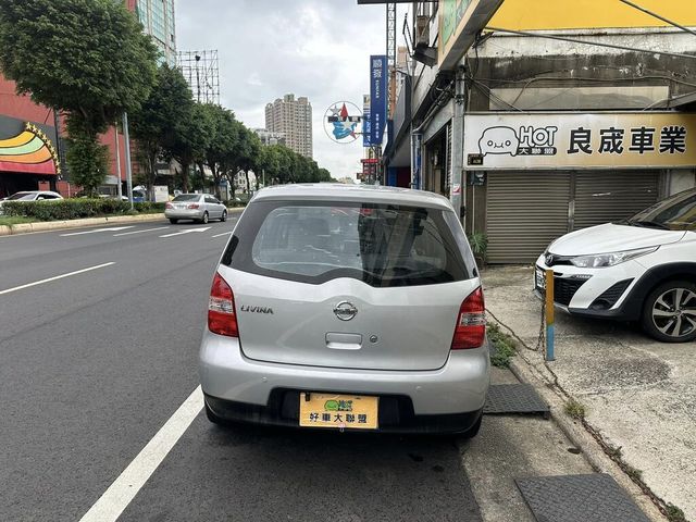 NISSAN日產 LIVINA  第5張相片