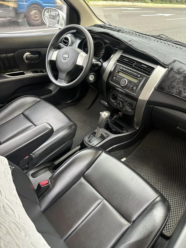 NISSAN日產 LIVINA  第7張相片