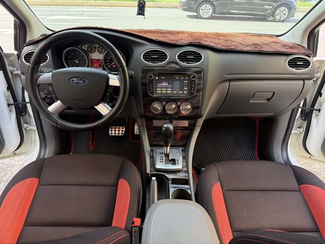 FORD福特 FOCUS  第7張相片