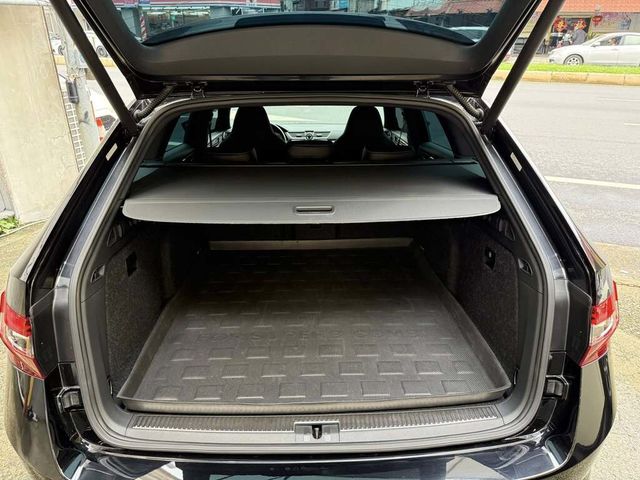 SKODA司科達 SUPERB COMBI  第6張相片